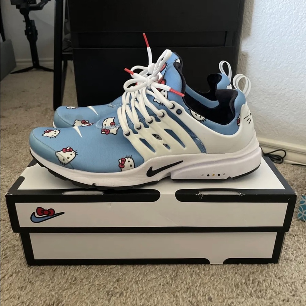 Size 11 Mens - Nike X Sanrio Hello Kitty Air Presto QS